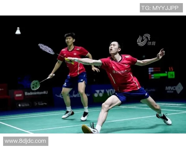 成都与重庆羽毛球队对决赛后分析比赛节奏与战术变化
